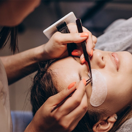 Nail Salon Near Las Vegas Convention Center — Time It Right